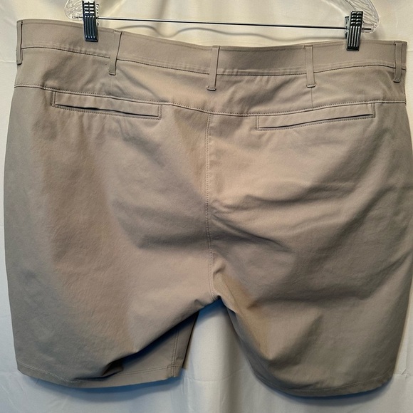 Lot Of 2 Public Rec Tech Dealmaker Tech Shorts Men’s Size 44 8” Tan & Gray - Picture 12 of 16